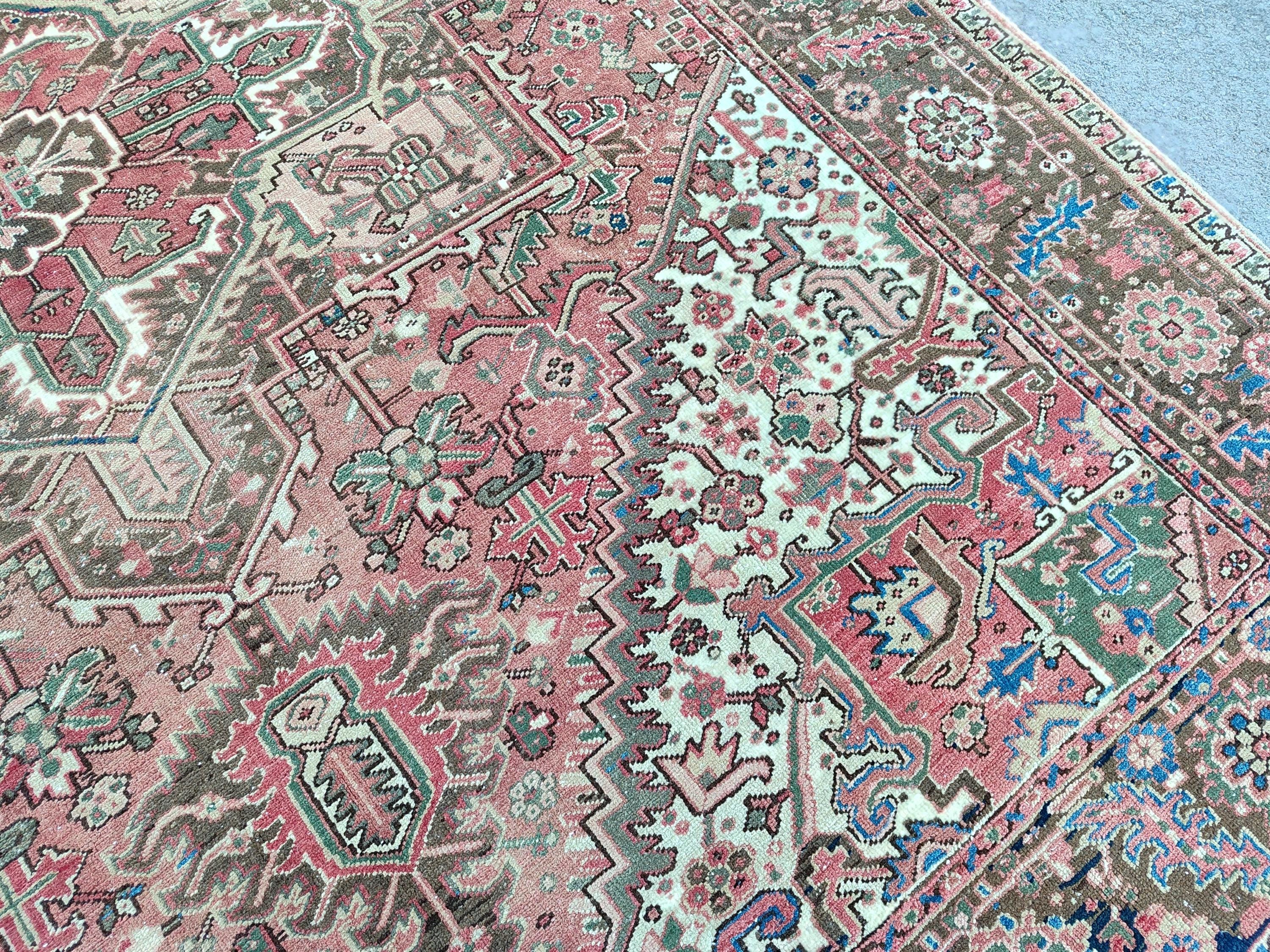 9x11 Heriz area rug, Neutral 9x11 persian rug oversize, Oriental rug rare, Living room rug 9x11, Antique rug 9x11, Vintage 9x11 oushak rug