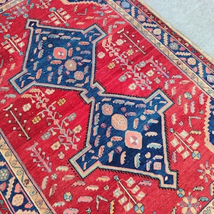 navy 5x7 Persian rug, Vibrant red antique rug 5x7, Heriz rug 5x7 vintage, Malayer rug 5x7, Serapi rug, Oriental rug, Shiraz rug, Furniture