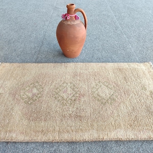 2x3 rug vintage, Skinny rug, Turkish rug 2x3, Oushak rug 2x3, Bath mat rug 2x3, Oushak rug 2x3, Persian 2x3 heriz rug, Narrow small runner