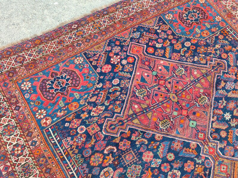 8x10 Heriz area rug, Antique Oversize Oriental rug 8x10, Serapi rug, Colorful living room rug 8x10 vintage, Karaja large rug, Furniture image 11