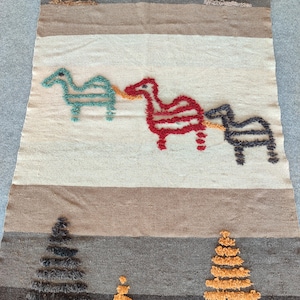 3x5 Antique Turkish Kilim Animal Pattern, Geometric rug, Vintage 4x6 oushak rug