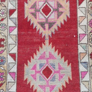 2.6 x 11 ft herki rug, Red rug runner 3x11 vintage, Persian 3x11 heriz rug runner, Turkish 3x11 oushak runner, Vibrant runner rug 11 feet