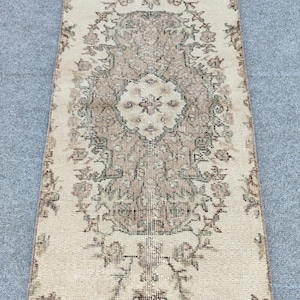 70x200 Läufer, dünner antiker Teppich 70x200, Vintage Läufer 2x7, schmaler Läufer, türkischer 2x7 Oushak-Läufer, persischer Läufer