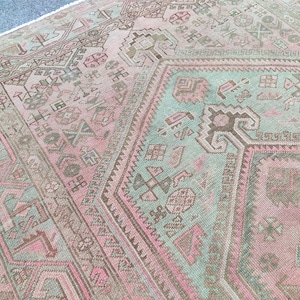 5x7 Persian rug Neutral color, Heriz rug 5x7, Turkish 5x7 oushak rug, Malayer rug 5x7 vintage, Oriental rug, Afghan rug, Green pink rug 5x7
