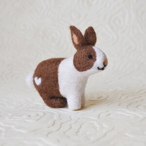 Needle Felting Kit, Horse and Rabbit Barn Series, Beginner/Intermediate Level Fiber Art Kit image 5