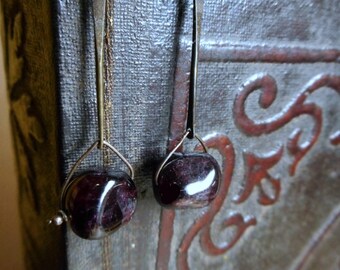 STICKS & STONES Polished Tumbled Red Garnet Dangle Earrings. deep dark cherry red. Vampire blood . antiqued brass bar. gothic victorian