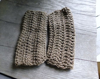 Deadwood Inspired Crochet Accessories: Gentlemen's Gloves- Tumbleweed- Fingerless Driving gloves.  Light Brown & Tan mottled gloves