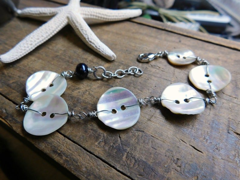 Abalone Shell Button /& Eggplant Freshwater Pearl One of a kind Bracelet. Sea Maiden Bracelet