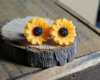 Early Fall Collection- The Sunflower Earrings. 3D Acrylic Sunflowers & Stainless steel posts and backings stud earrings.  #FestiveEtsyFinds