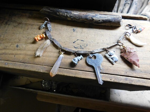 The Taxidermist's Shop: Australia- Northern Territory edition | Genuine Kangaroo Fur Snake Bone Skin Vintage Coin Shark Tooth Key Claws