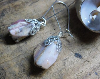 The Weeping Rose. Genuine Pink Opal Nugget earrings. Victorian silver filigree leafy caps. Romantic blush earrings.  #FestiveEtsyFinds