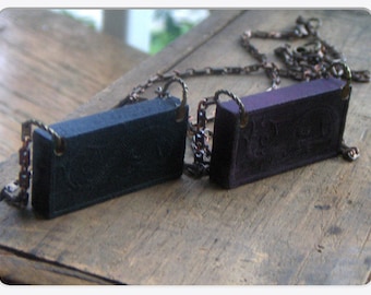 Plaything- Dragon Dominos. Vintage wooden dominos upcycled game piece necklace  #FestiveEtsyFinds
