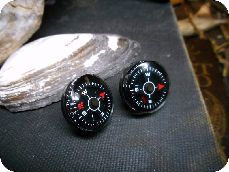 Aye Matey Pirate Mini Compass Earrings Vintage Toy compasses /& Titanium post Nostalgic Pirate earrings Whimsical Costume earrings