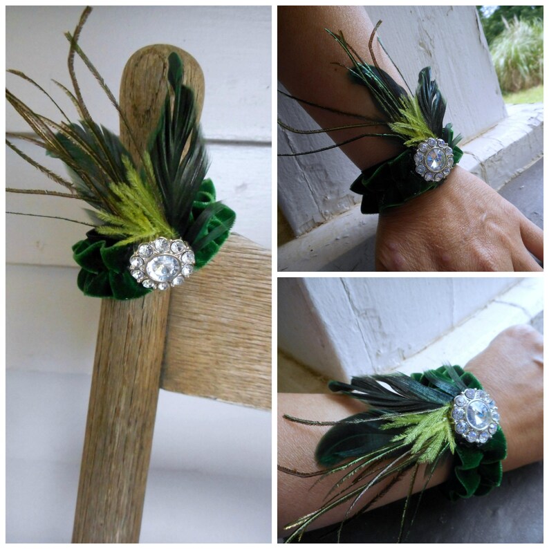 osfa Forest green Velvet Lime Ostrich /& Emerald Green Rooster Feathers The Lady Olwen Fascinator Flapper wrist cuff Rhinestone Button