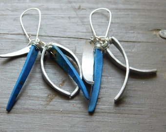 Frayed. Blue Coconut shell shards & resin shards dagger asymmetrical earrings  #FestiveEtsyFinds