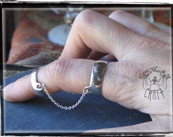 You Belong To Me | Sterling silver & chain connected Wide Band double rings 2 finger-.  made to order bands  #FestiveEtsyFinds