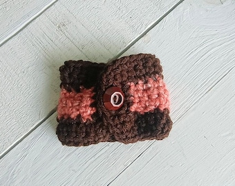 Cedars. Rustic Handmade Crocheted Boho Cuff. Orangy-Red wool blend yarn, Coffee brown acrylic yarn & vintage Cinnamon red octagon button
