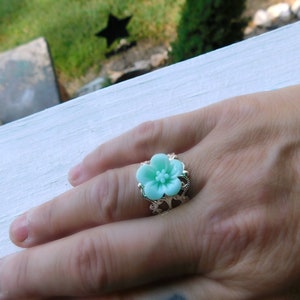 Blue Primrose Floral Tea ring. Cornflower blue. Powder Blue. Silver filigree band. Victorian style ring.  #FestiveEtsyFinds