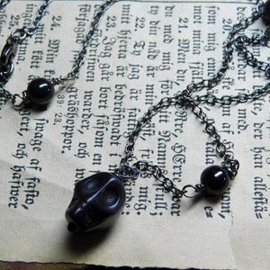 The Hessian - Sleepy Hollow , Black Howlite Skull and Hypersthene sphere Necklace. Headless Horseman  #FestiveEtsyFinds