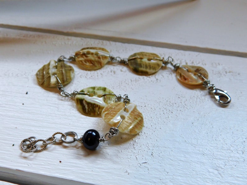 Abalone Shell Button /& Eggplant Freshwater Pearl One of a kind Bracelet. Sea Maiden Bracelet