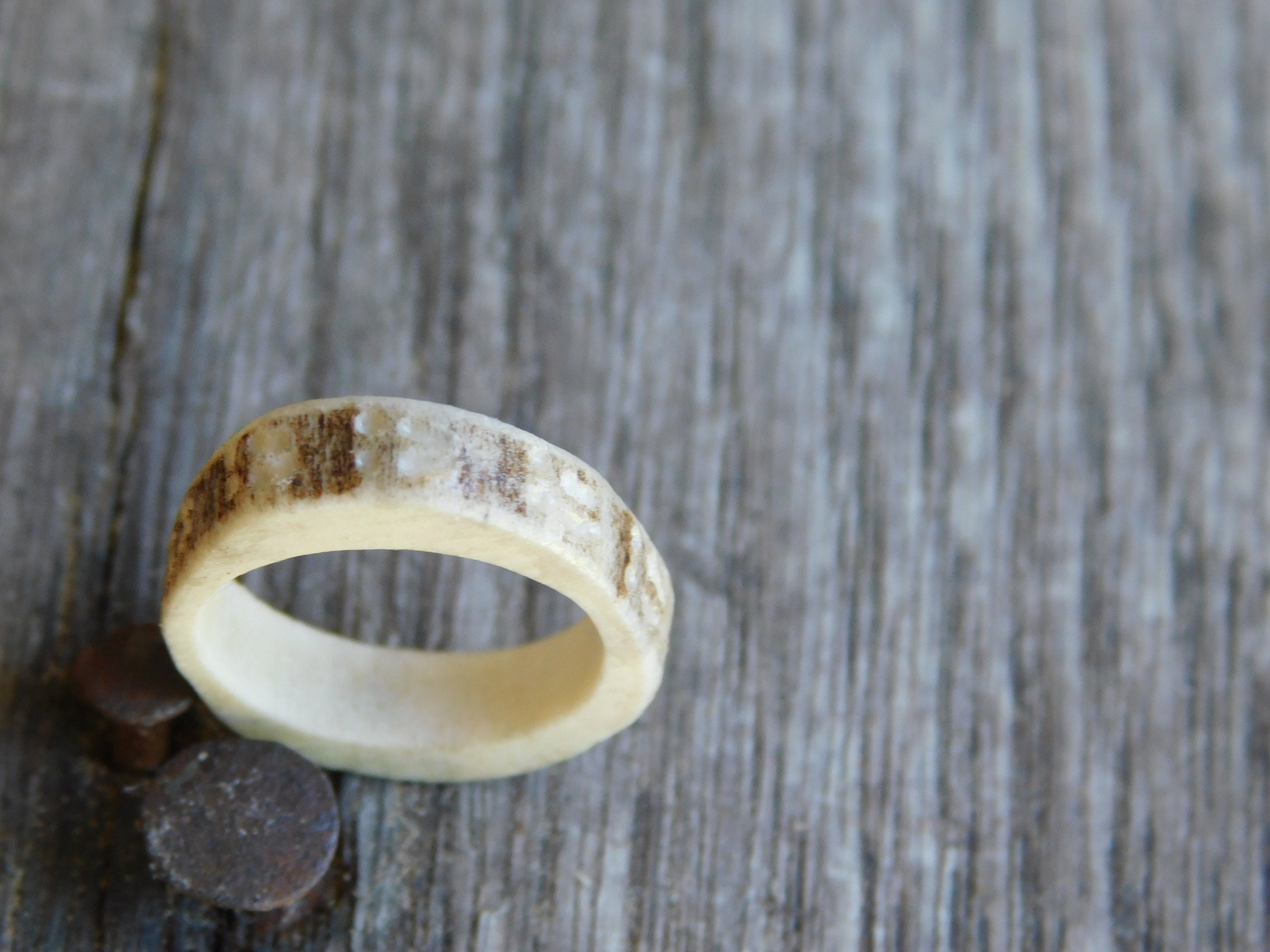 入荷中 Deer Edge Rough Natural Hollowed Genuine Antler With Ring アクセサリー