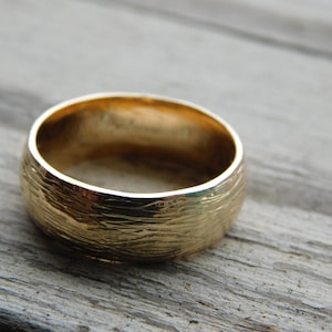 14K Gold Ast Rinde Ring 7 mm breiter Ehering massiv gegossen in Weißgold, Gelbgold, Rotgold. Unisex Rustikaler Waldbewohner Holzfäller