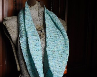 Mint Deluxe Infinity Scarf Neck Handmade Crocheted