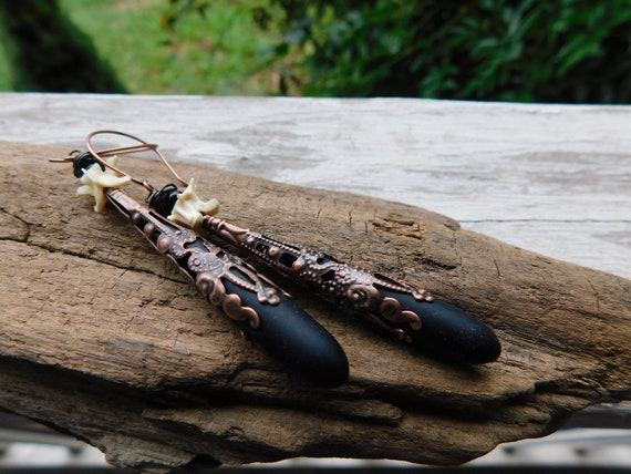 Acanthophis: Black Death Adder. Black Cultured Sea Glass & Genuine Viper snake bones earrings. |  Gothic Victorian Earrings | Taxidermy