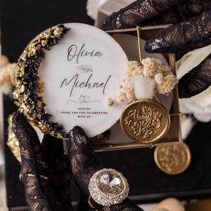 Luxury Gold Wedding Favor Magnet, Bridal Shower Favors for Guests, Save The Date Magnet, Thank You Gift for Guests, Engagement Party Favors