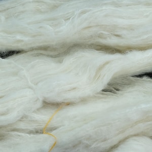 Baby Suri ALPACA Fluff DK 76%, Peruvian
