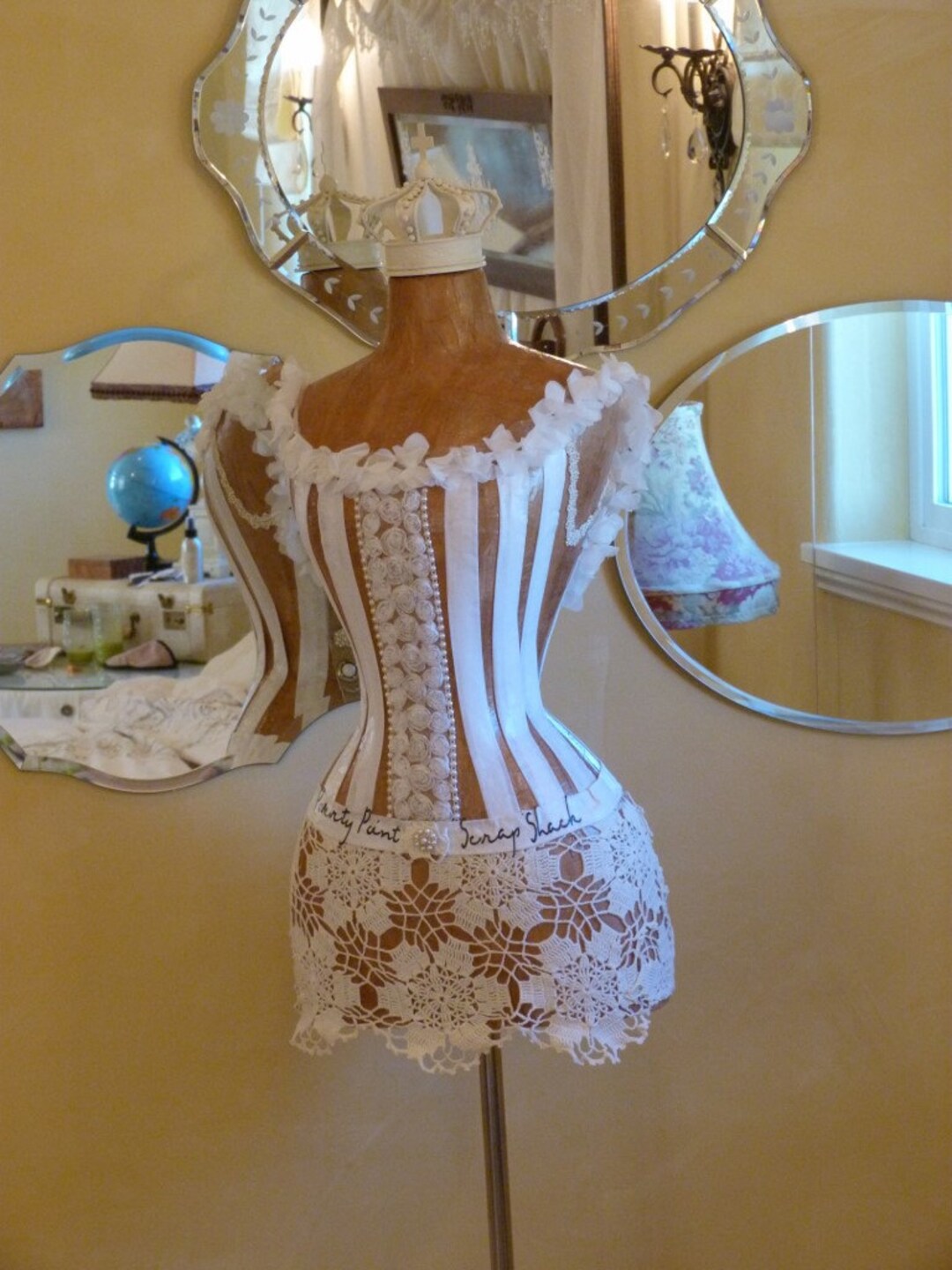 Vintage Inspired Dress Form Mannequin Wasp Waist Fashion Designer ...