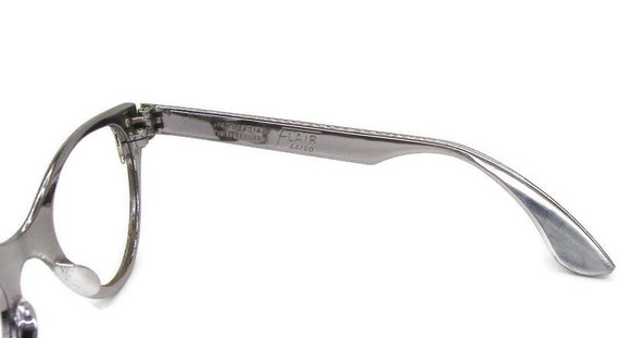 Vintage Women's Horn Rim Cat Eye Eyeglasses Sungl… - image 3