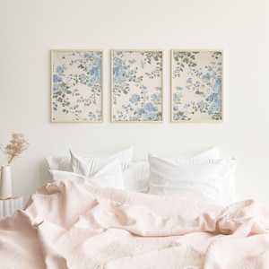 Arte de parede tríptica, Arte de parede floral vintage sobre a cama, Arte de parede azul com tema de cowgirl costeira, Impressão de pôster de arte de parede azul com tema de chinoiserie