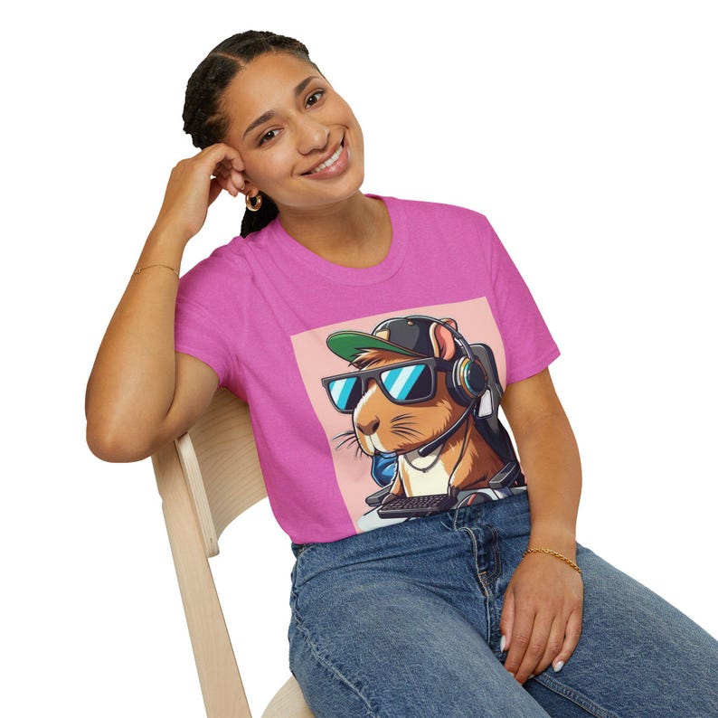 Cool Gamer Guinea Pig T-shirt, Unisex Graphic Tee, Funny Pet Shirt ...