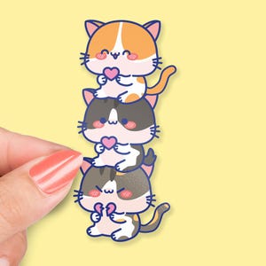Naklejka 3 koty ułożone w stos, słodka naklejka z kotem, projekt kota kawaii, prezent dla miłośnika kotów, urocza naklejka ze zwierzęciem