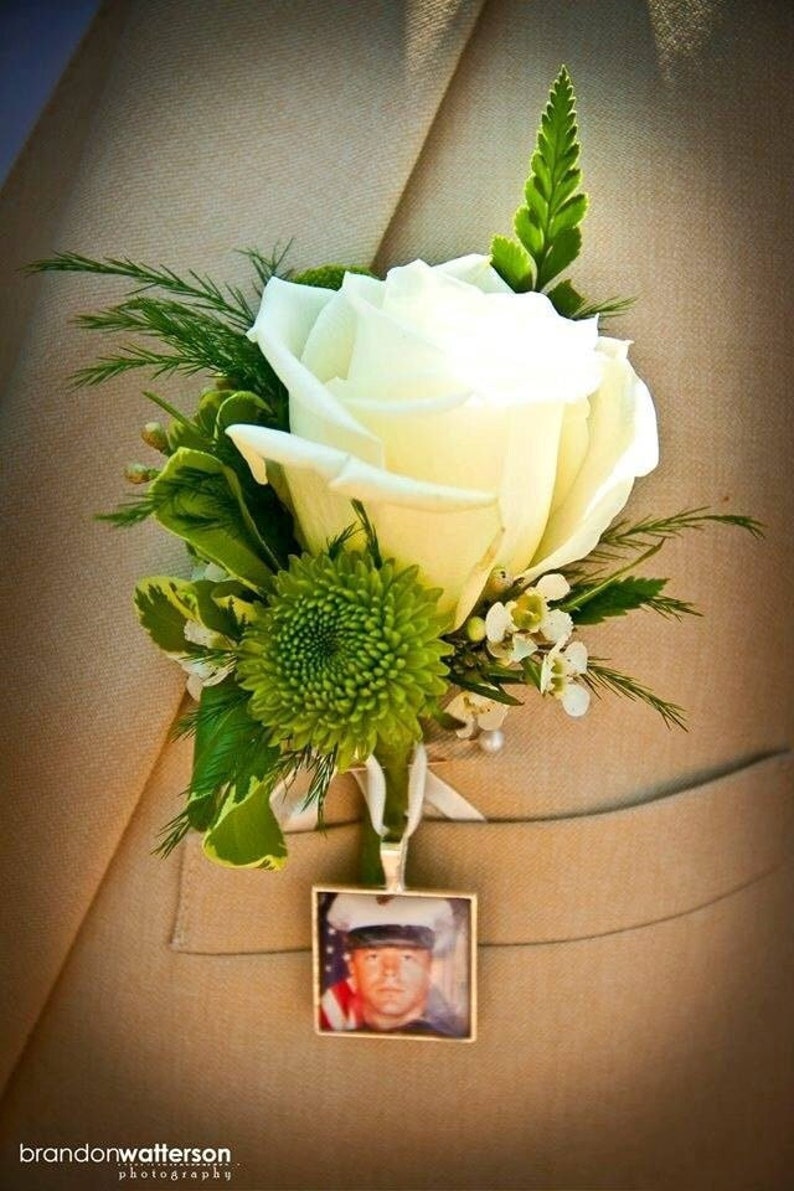 Bridal Bouquet Photo Charm, Custom Photo Boutonniere Memorial Keepsake Photo charm, Bride or Groom, Custom Made Lapel Pin image 1