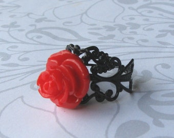 Red Rose su una filigrana Vintage Black Ring