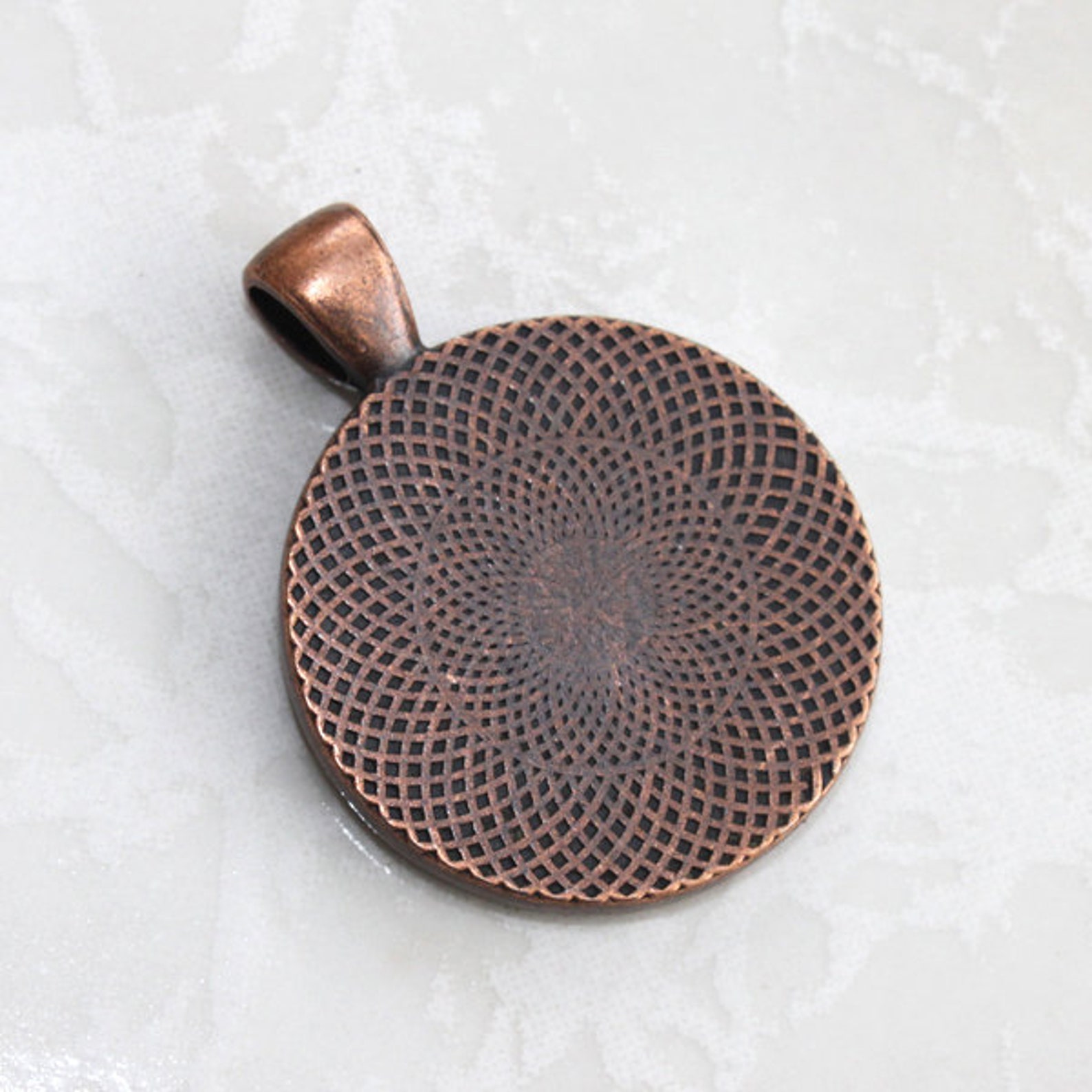 The Presley Pendant