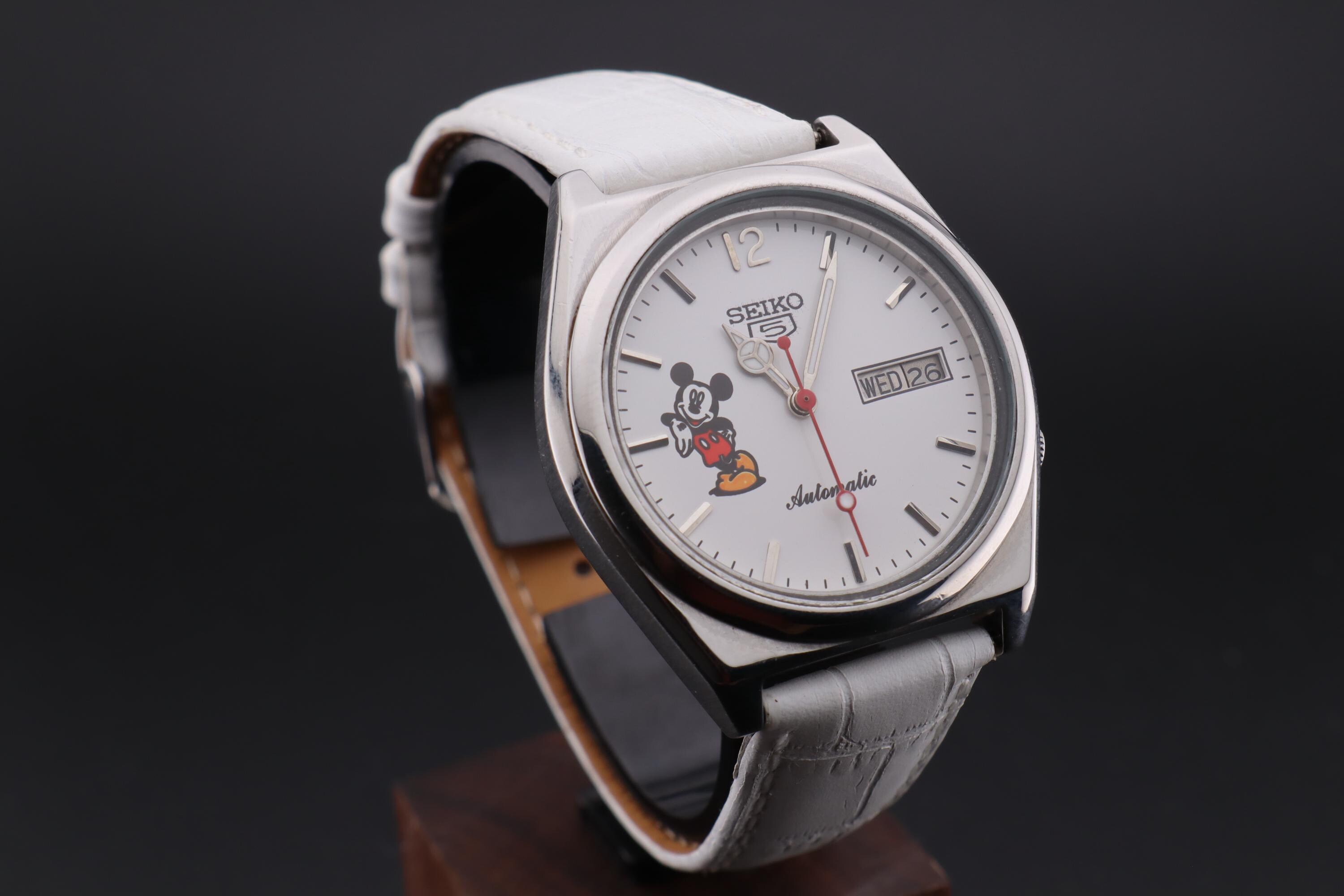 Vintage Seiko 5 Mickey Mouse Automatic 7009A, 17J Japan Made Men's