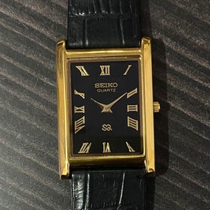 Gold Case Black Dial Vintage Seiko Slim  Quartz Gentlemen's Wrist Watch - FREE SHIPPING