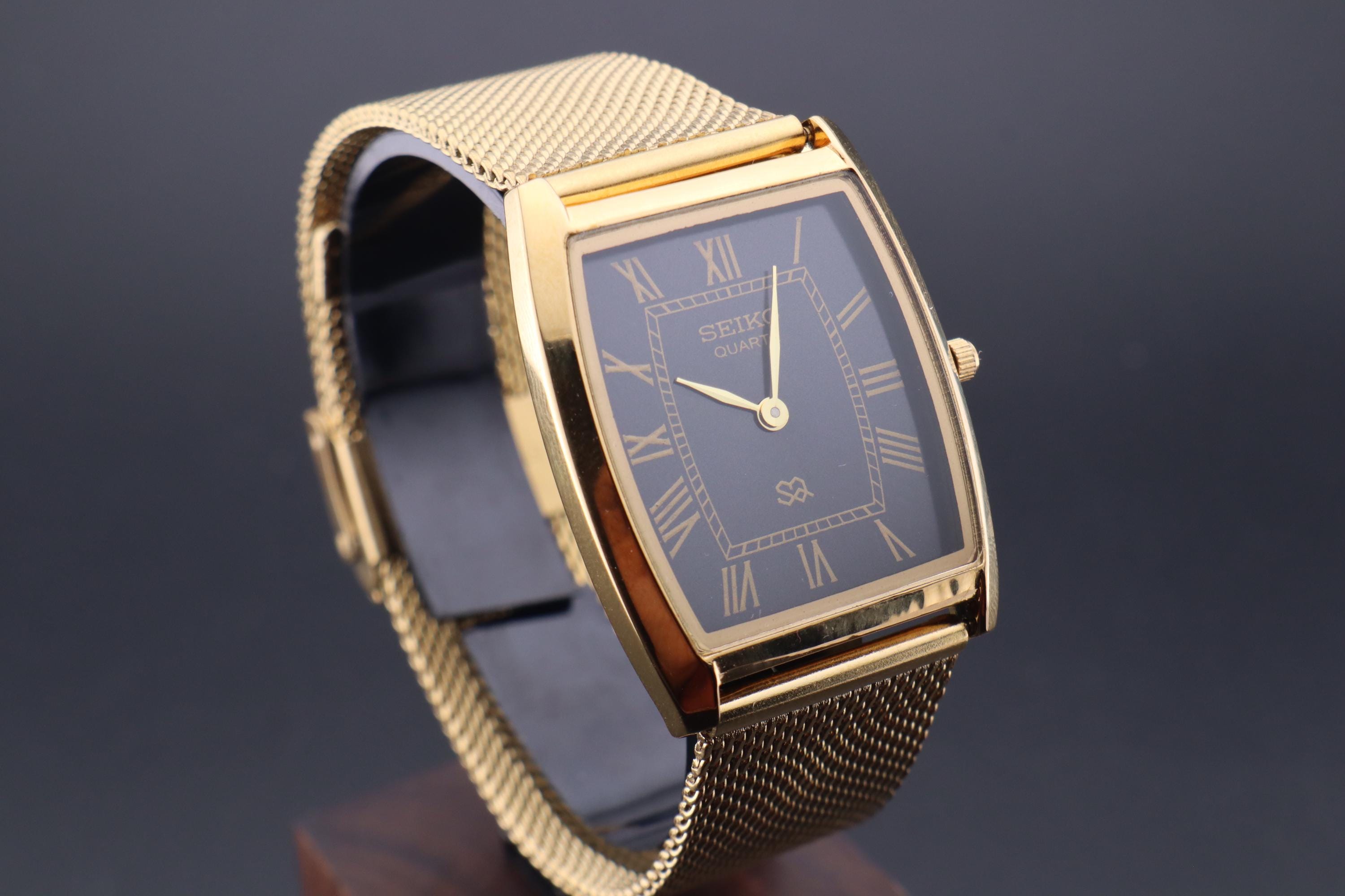 GOLD Vintage Seiko Slim Tonneau Tank Quartz Gentlemen's Wrist