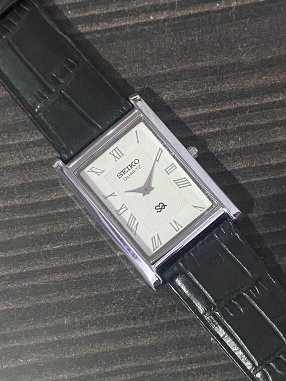 Vintage Seiko Tank Watches - Österreich
