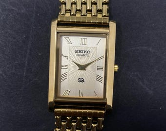 Rare Gold Dial Vintage Seiko Slim  Quartz Gentlemen's Wrist Watch - FREE SHIPPING