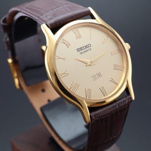 Rare Round Vintage Seiko Slim Quartz Gentlemen's Wrist Watch - FREE SHIPPING
