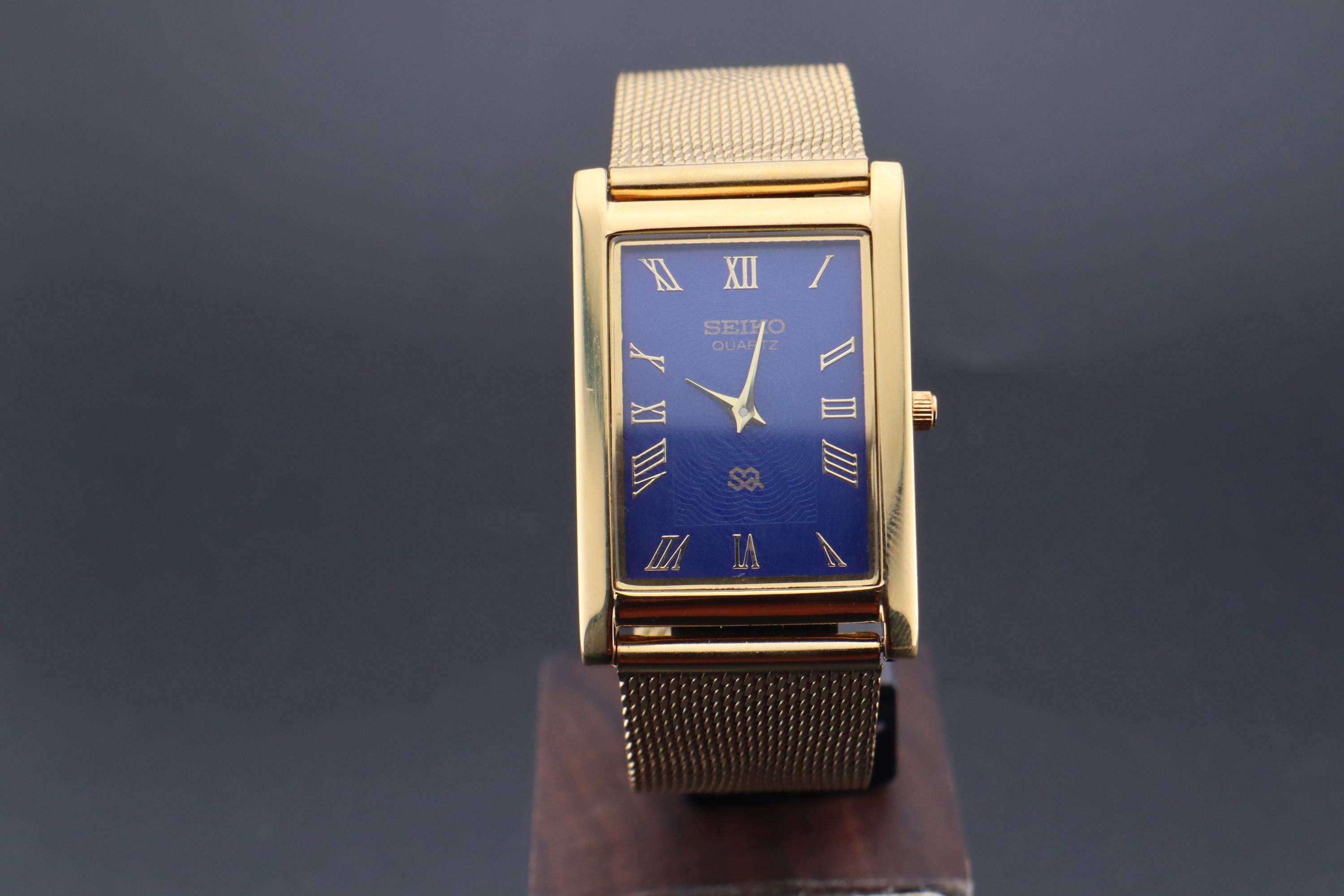 Gold With Blue Dial Vintage Seiko Slim Quartz Gentlemen display picture 2