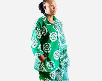 Two-Piece African Print Shirt and Shorts Set – Green White Summer Ensemble