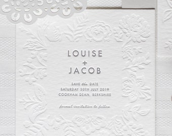 Bloom Save the Date, Papelería de boda botánica impresa en tipografía