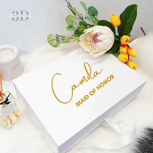 Personalized Bridesmaid Proposal Box: Magnetic Keepsake Gift Box