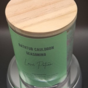 Love Potion No. 20 - Bath Cauldron Seasoning Jar with Mystery D20