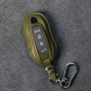 Leather Porsche Key Fob Cover 2024–2025 | 911 718 Macan EV Cayenne Panamera Taycan